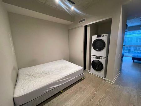 For Lease - 39 Brant Street Unit# 811, Toronto, Ontario - Photo 4
