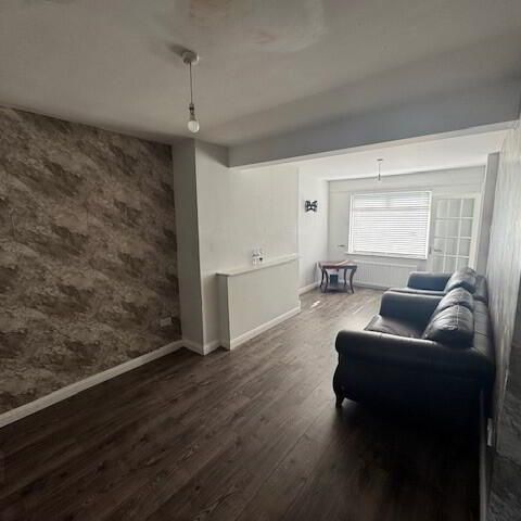 15 Albert Avenue , Lurgan, BT66 6JQ - Photo 1