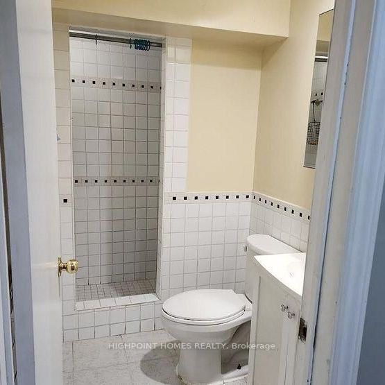 For Lease - 18 Valley Stream Drive, Toronto, Ontario - Photo 1