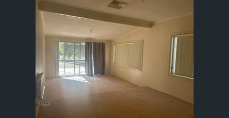 Four Bedroom House - Photo 2