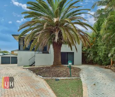 SPACIOUS, AIR CONDITIONED HOME CLOSE TO EVERYTHING - Photo 4