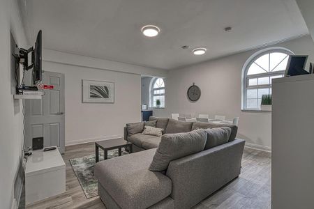 1 bedroom in a house share to rent - Photo 5
