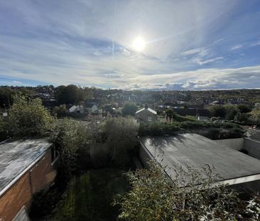 3 bedroom detached house to rent - Photo 4