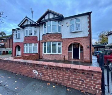 Room in a Shared House, Brook Road, M14 - Photo 1