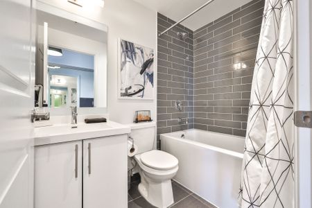 For Lease - 55 SPEERS Road Unit# 1709, Oakville, Ontario - Photo 5