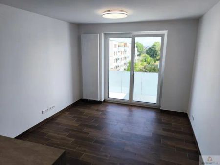 Pronájem novostavby bytu 1+kk + balkon na třídě Jiřího Pelikána v Olomouci - Photo 5