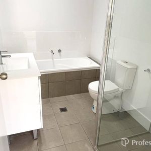 2 Bedroom modern duplex HILLVUE - Photo 2