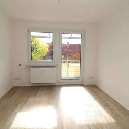 Die perfekte Pendlerwohnung: Stadtnah + Grün + Autobahnanbindung - Photo 1