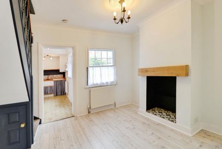 2 bedroom terraced house to rent - Photo 3