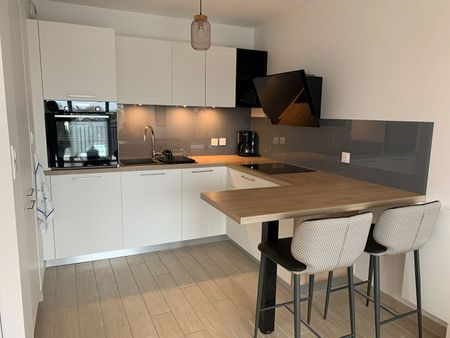 Location Appartement 2 pièces 43m² - Photo 4