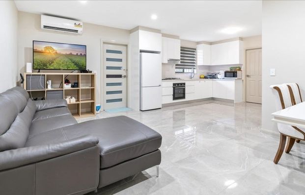 This Granny Flat is sure to impress!!! - Photo 1