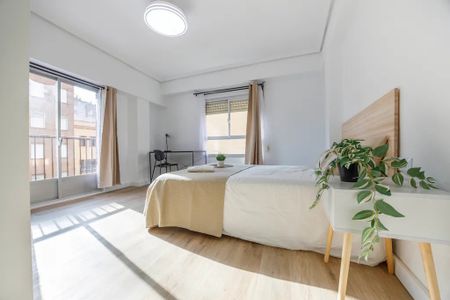 Carrer de Reig Genovés, Valencia, Valencian Community 46019 - Photo 4