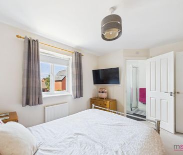 2 bedroom end of terrace house to rent - Photo 3