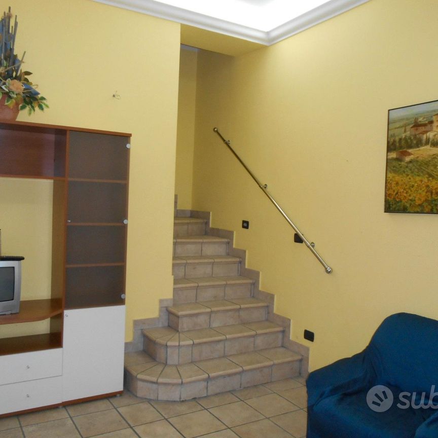 Trilocale in zona centrale - Photo 1