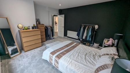 2 bedroom maisonette to rent - Photo 4