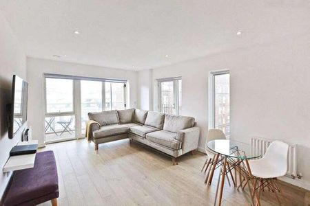 St Clements Avenue, Mile End, E3 - Photo 4