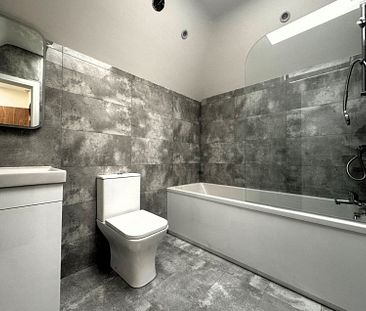 Desford Way, Ashford, Surrey,TW15 - Photo 3