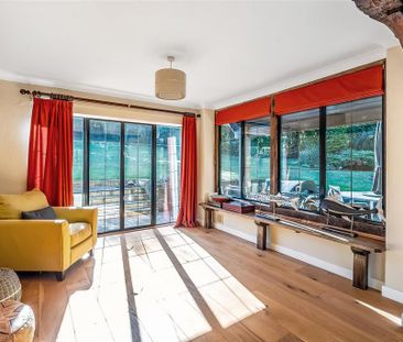 5 bedroom detached house to rent - Photo 1