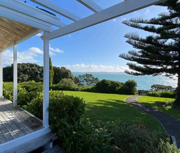 Peaceful Coastal Retreat with Creative Mezzanine - Photo 3