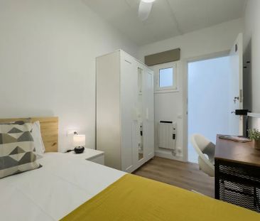 Carrer del Rosselló, Barcelona, Catalonia 08008 - Photo 1