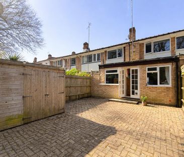 3 bedroom terraced house to rent - Photo 6