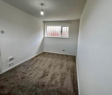 3 bedroom house to rent - Photo 3