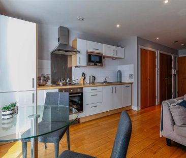 Studio to rent - Photo 4