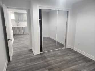 For Lease - 8 Benhurst Crescent, Brampton, Ontario - Photo 4
