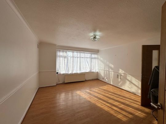 2 bed Ground Floor Flat for Rent - Photo 1