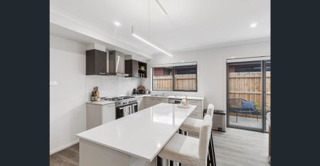 Family home in well established location! - Photo 3