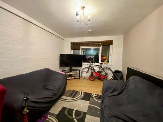 1 bedroom flat - Photo 1