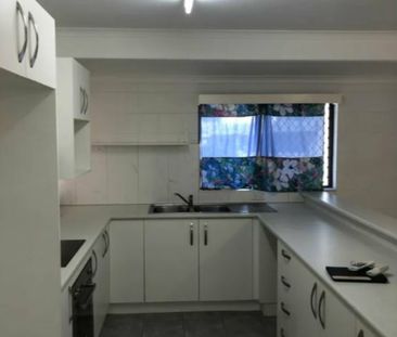 ProofsNEAT & TIDY!! - Photo 2