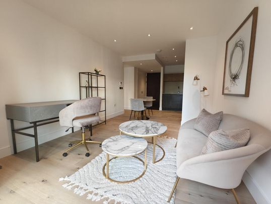 7a Exchange Gardens, SW8, London - Photo 1