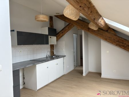 Location Appartement 3 pièces 59m² LYON 2ème - Photo 2