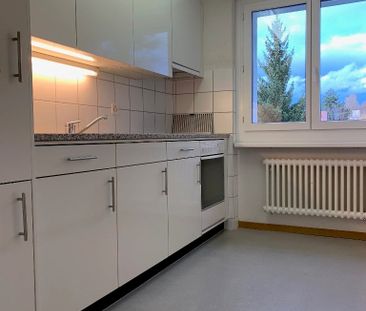 "Near city center and directly at the train station!" - Foto 6