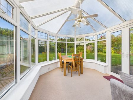 Fairdale Drive, Newthorpe, Nottingham, Nottinghamshire, NG16 - Photo 4