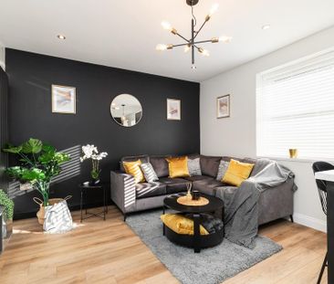 1 bedroom in a house share to rent - Photo 1