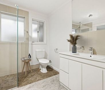 Spacious Living in a Convenient Location - Photo 6