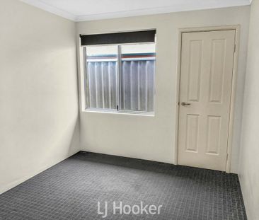 2/32 Gibbs Street, Carey Park WA - Photo 4
