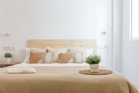 Carrer Guillén Escrivà, Valencia, Valencian Community 46011 - Photo 2