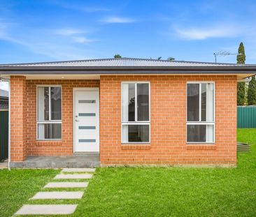 Brand New Granny Flat!! - Photo 1