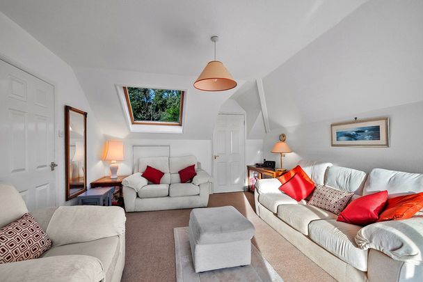 Cliff Road - Photo 1