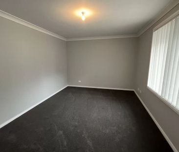 Low Maintenance - Photo 2