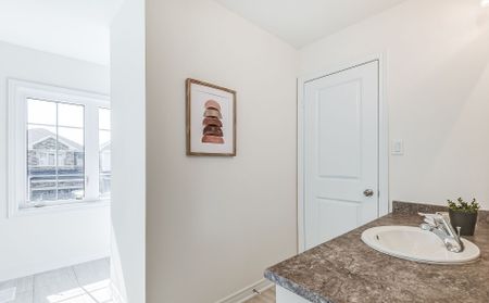 For Lease - 439 Black Cherry Crescent, Shelburne, Ontario - Photo 2