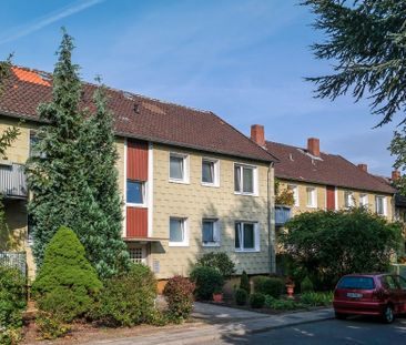 Willkommen im Erdgeschoss: Helle Wohnung mit Balkon zum Entspannen - Photo 5