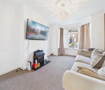 3 bedroom Terraced House to rent - Photo 5