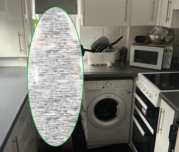 1 bedroom in a house share to rent - Photo 3