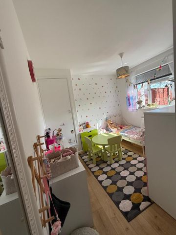 2 bedroom semi-detached bungalow to rent - Photo 3