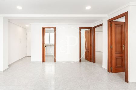 Flat for rent in El Cabañal - El Grau (Valencia) - Photo 4