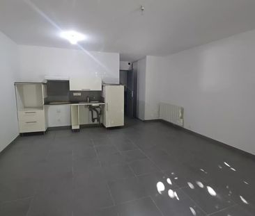 Location Appartement 2 pièces 42m² AURIOL 13390 - Photo 3